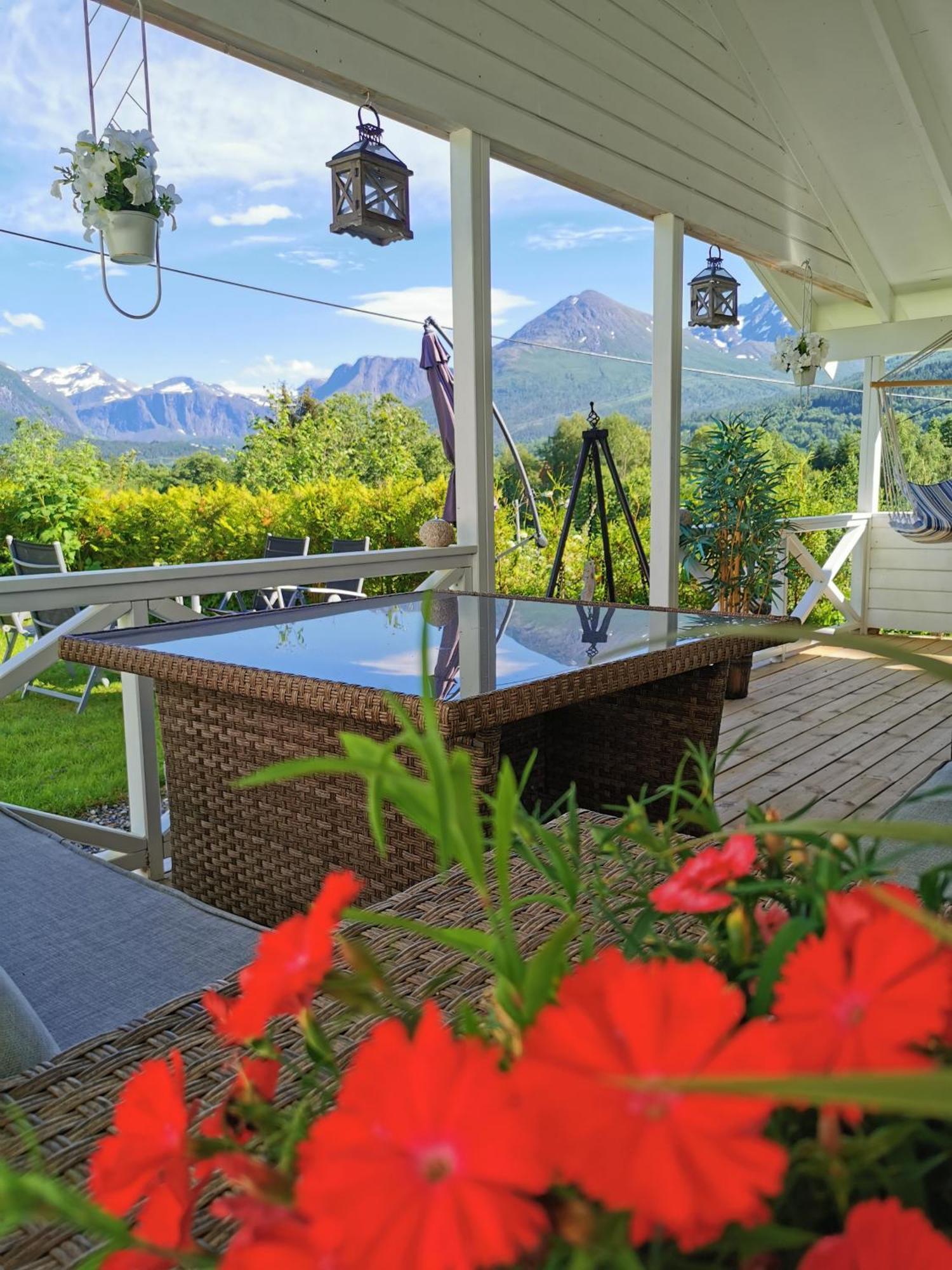 Apartment Dreamvalley Isfjorden Eksteriør billede