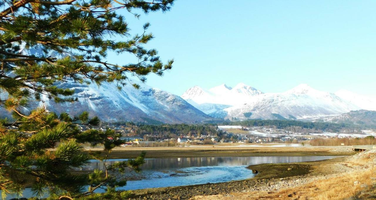 Apartment Dreamvalley Isfjorden Eksteriør billede