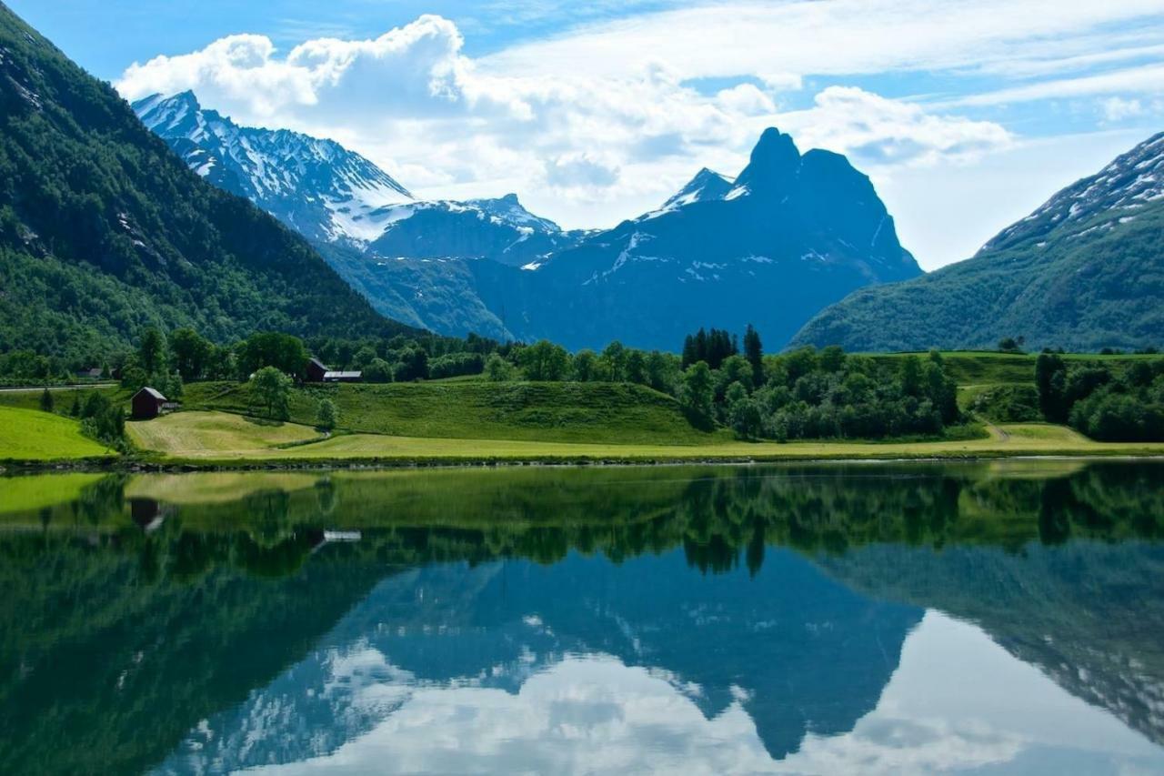 Apartment Dreamvalley Isfjorden Eksteriør billede